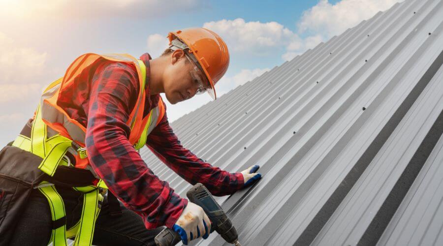 Professional residential roofers in Sherrill, IA